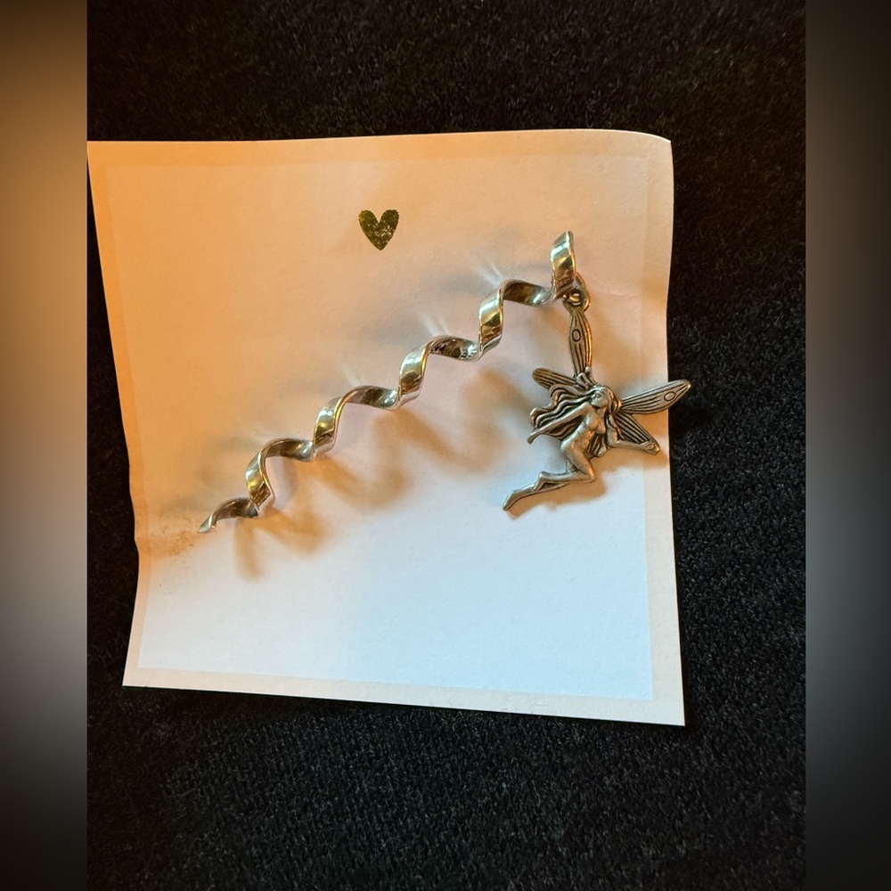 Spiral Hair charm / Silver Fairy Charm
Locally made in CA